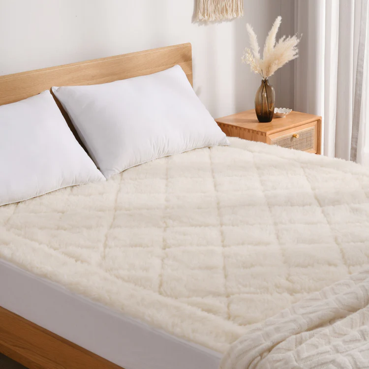 Onkaparinga & Jason Spring-Ready Warehouse Sale
